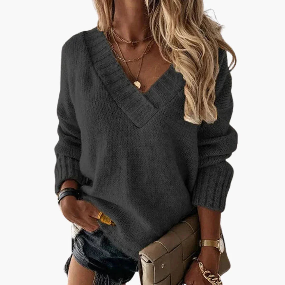 KLARA | Gerippter V-Ausschnitt Pullover