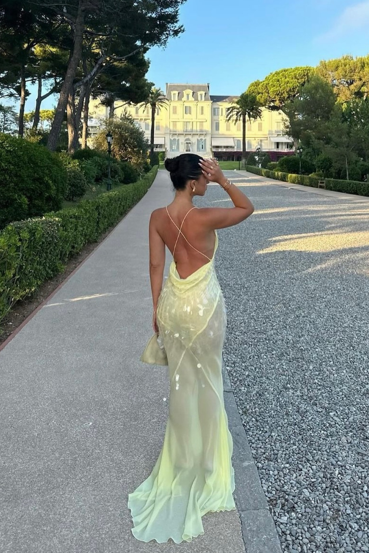 AALIYAH | Ärmelloses Maxikleid mit V-Ausschnitt