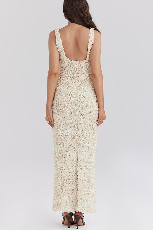 LYRA | Geblümtes rückenfreies Maxikleid
