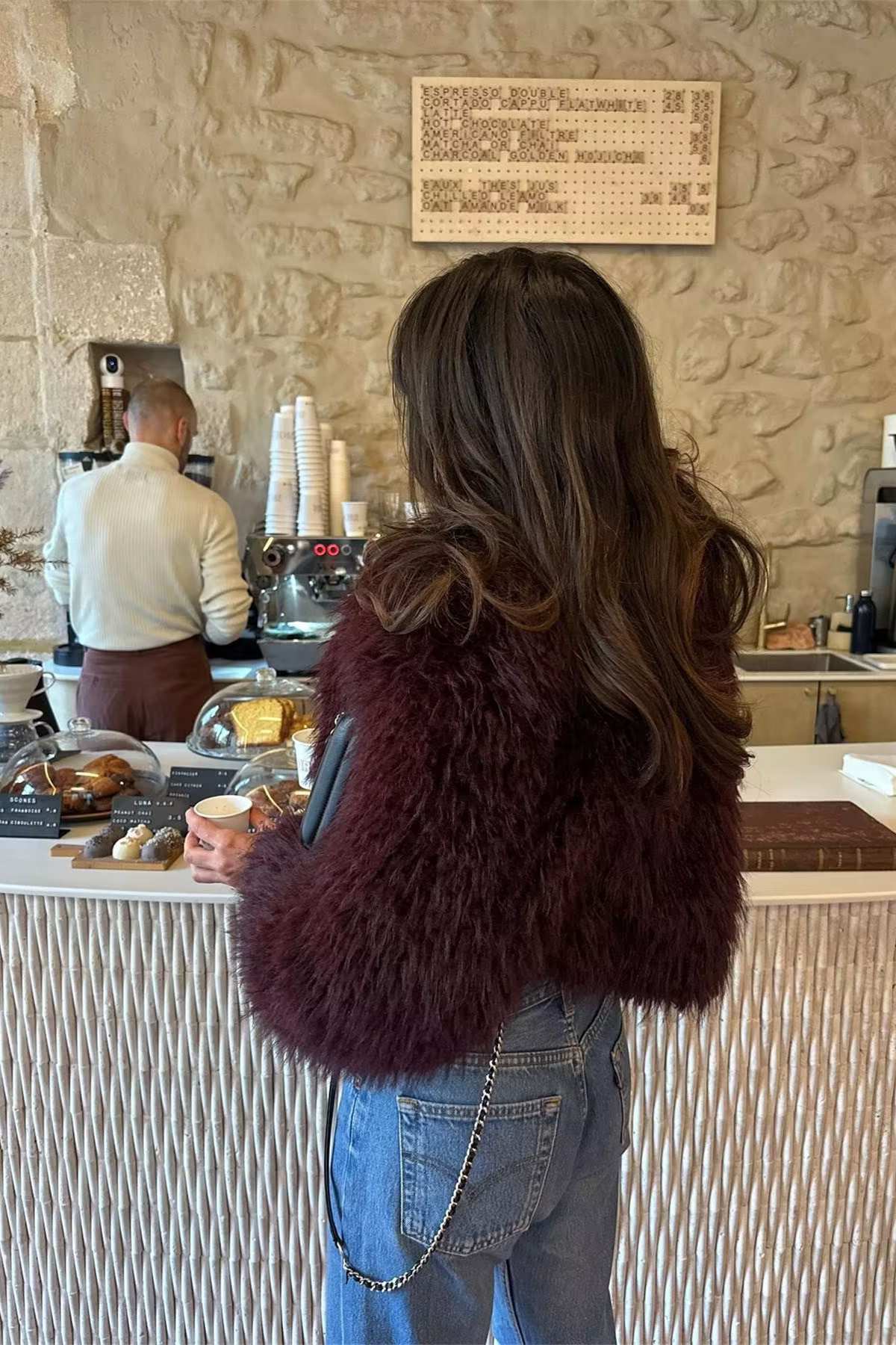 NOEMI | Kurze flauschige Jacke