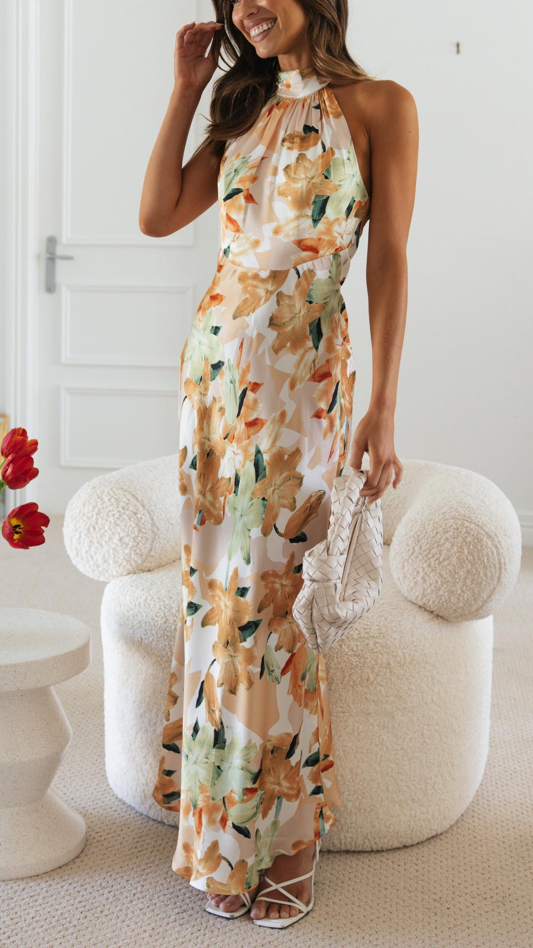 Shannon | Blumiges Maxikleid mit Neckholder