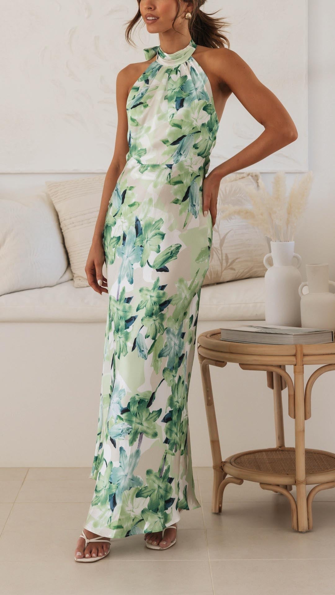 Shannon | Blumiges Maxikleid mit Neckholder