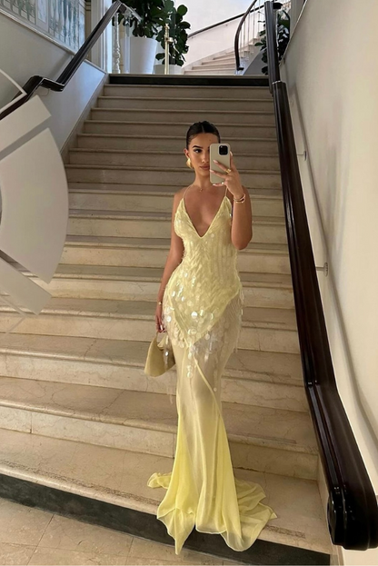 AALIYAH | Ärmelloses Maxikleid mit V-Ausschnitt