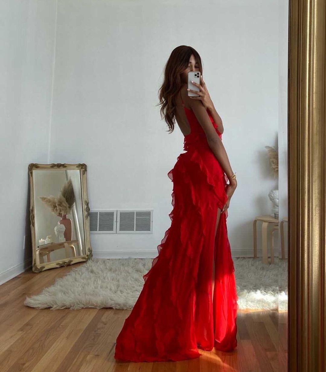 ZARA | Kleid mit Rüschen