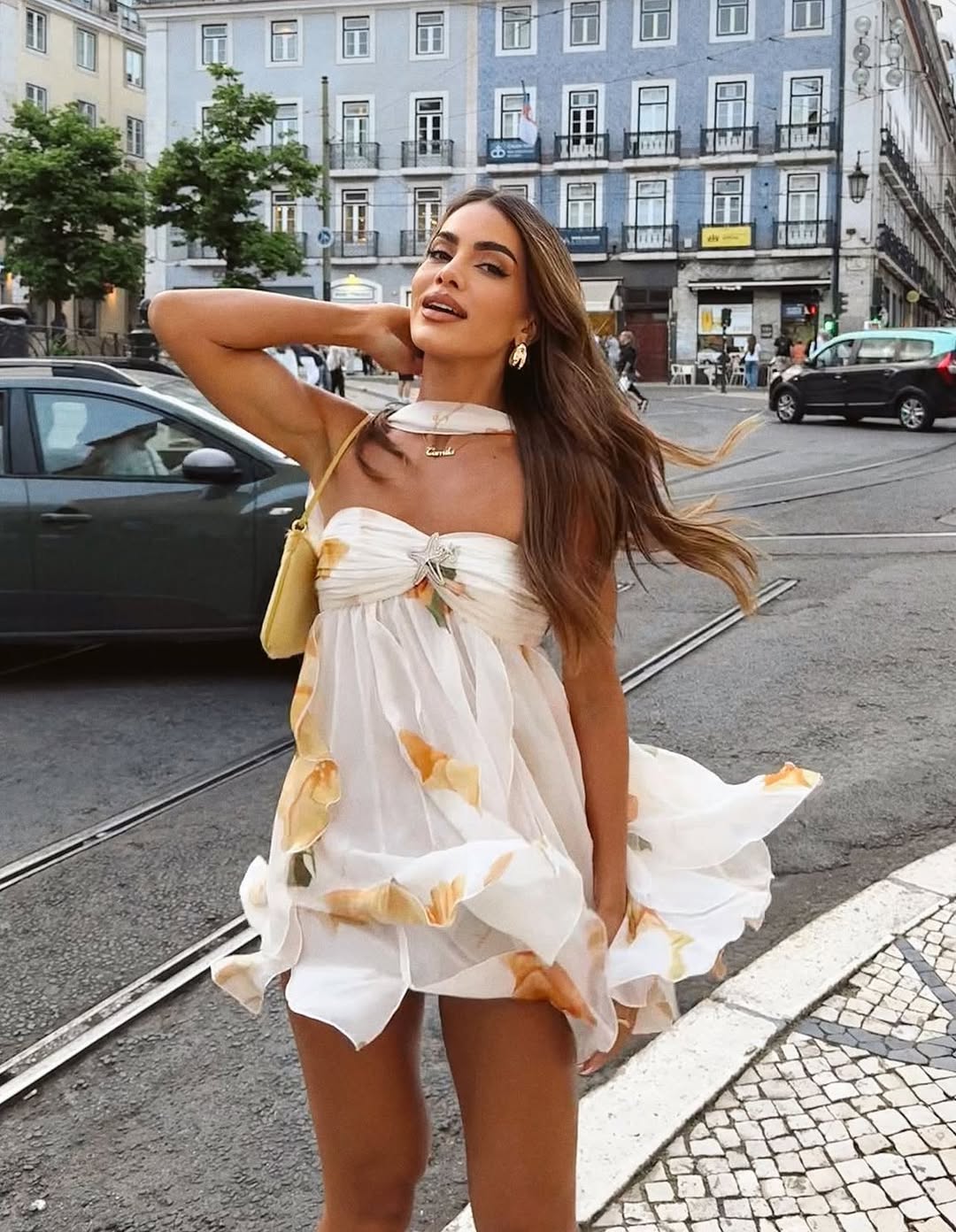 ISABEL | Halter Neck Rüschen bedrucktes Minikleid