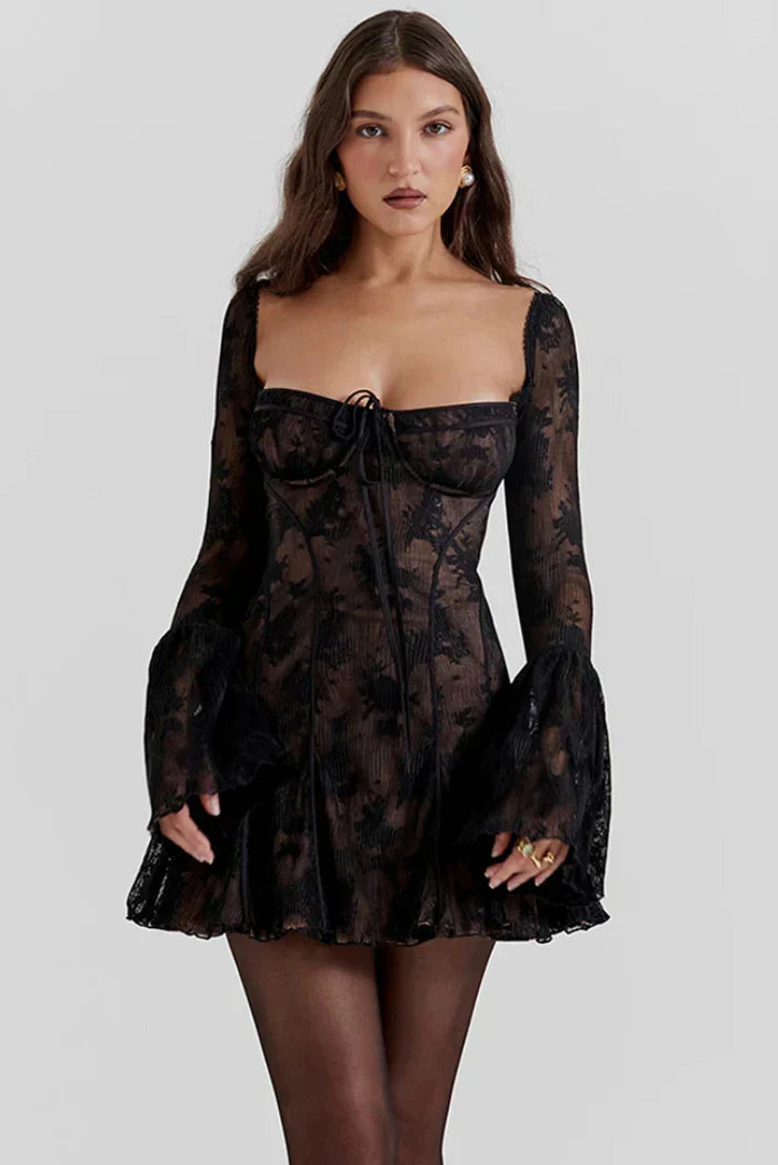 Mabel | Langärmliges Minikleid aus Spitze