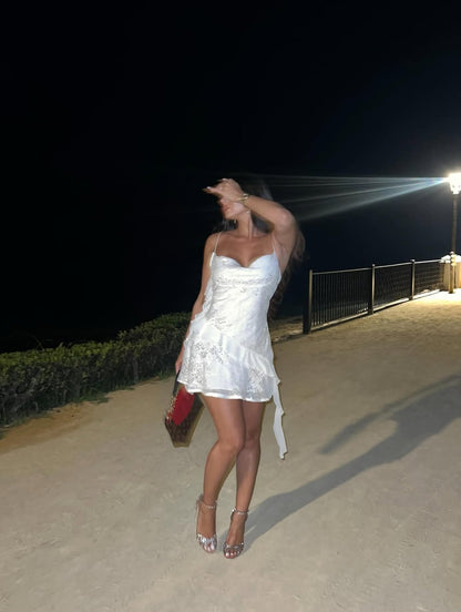 SERENE | Rüschen-Mini-Kleid ohne Ärmel mit Pailletten