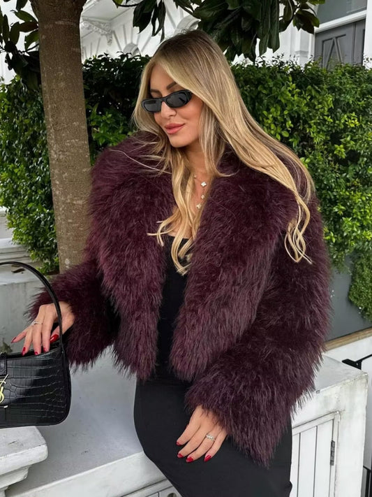 NOEMI | Kurze flauschige Jacke