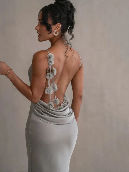 AZALEA | Ärmelloses rückenfreies Maxikleid