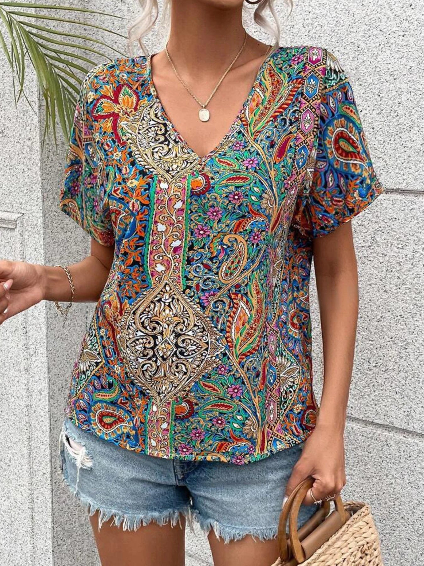 MARA | LOSE SHIRT MIT V-AUSCCHNITT