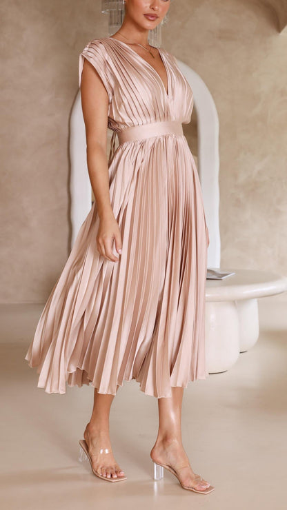 EMMA | Maxikleid mit tiefem V-Ausschnitt