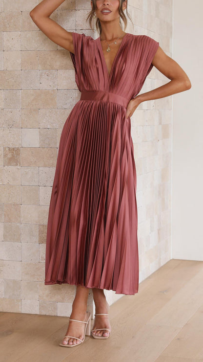 EMMA | Maxikleid mit tiefem V-Ausschnitt