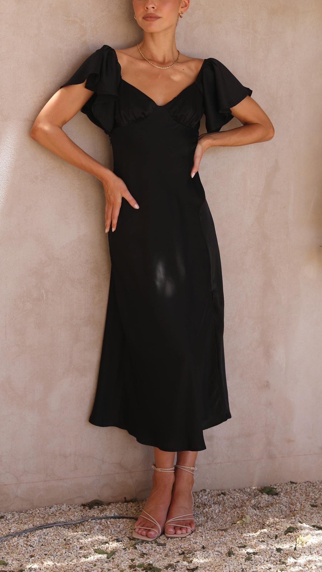 NALANI | Schulterfreies Maxikleid mit Schmetterlingsärmeln