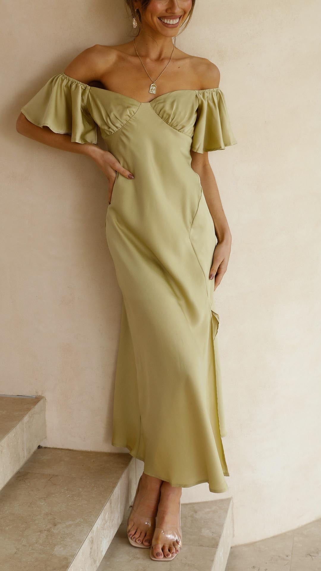 NALANI | Schulterfreies Maxikleid mit Schmetterlingsärmeln